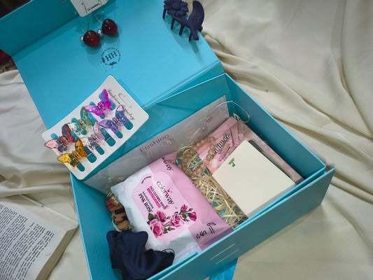 The Radiant Elegance Gift Hamper (Exclusive)